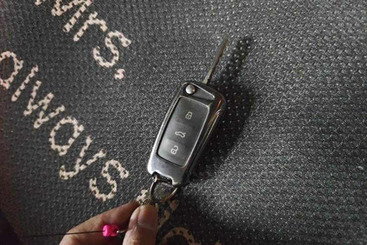 Used Volkswagen Polo 2018 1.5L Cross Polo Automatic
