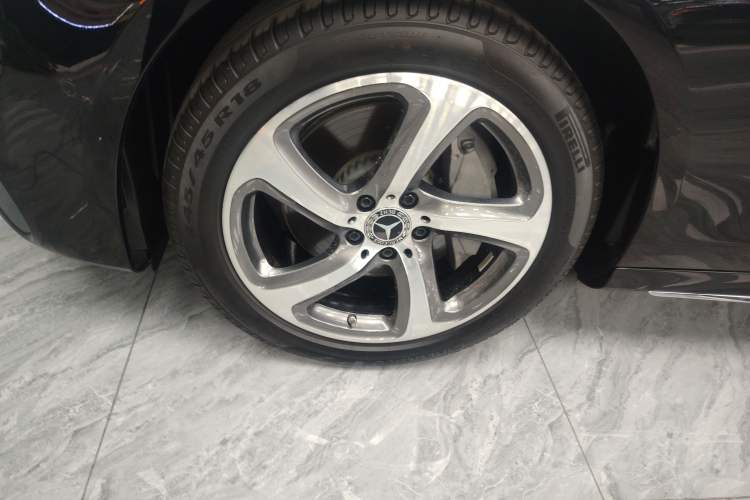 Used Mercedes-Benz E-Class 2019 Restyled E 300 L Sporty and Stylish Edition
