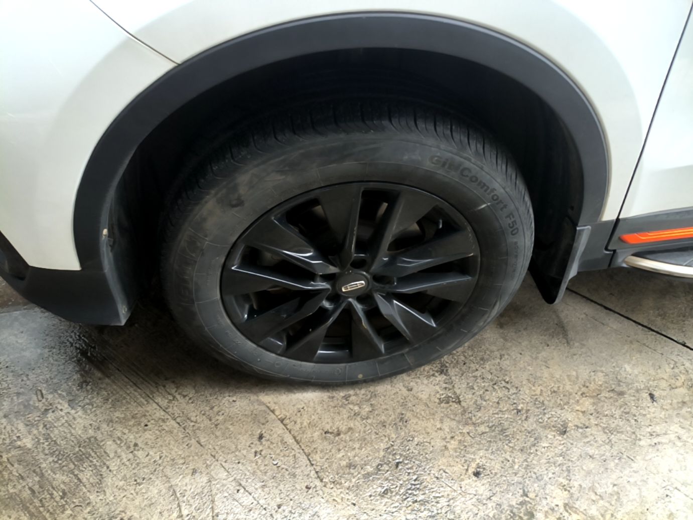 Geely Auto Emgrand X7 Sport 2022 Boyue X 1.8TD DCT Smart Model — снимка 10