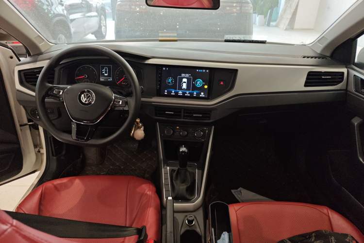 Used Volkswagen Polo 2021 Plus 1.5L Automatic Panoramic Enjoyment Edition Center Console