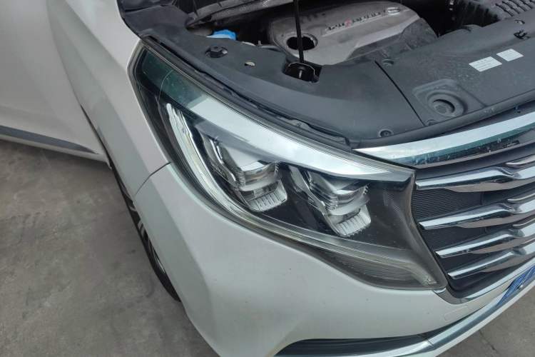 Used GAC Trumpchi M8 2018 320T Luxury Edition Right Front Headlight