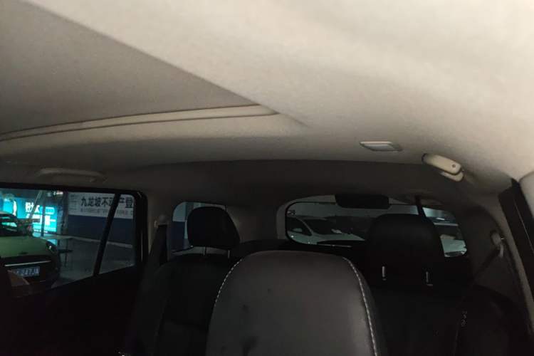 Used Nissan Terra 2018 2.5L Automatic 2WD Luxury Edition
