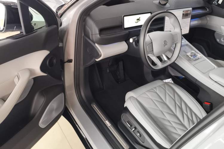 Used Nio ES6 2025 75 kWh Driver Seat