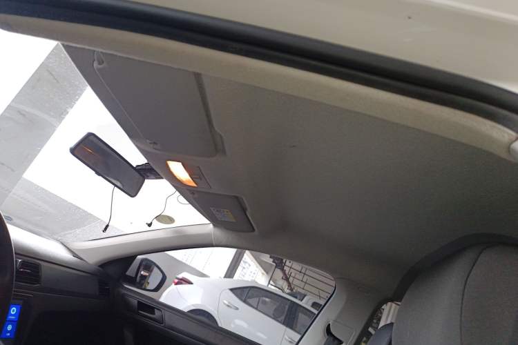 Used Volkswagen Santana 2019 1.5L Automatic Fashion Edition China VI Headliner