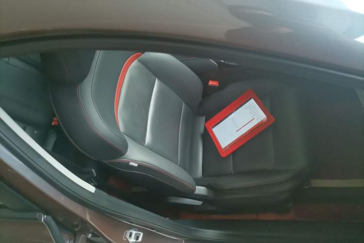 Used MG 5 2021 Revised Version 180 DVVT CVT Youth Luxury Edition Right Front Seat