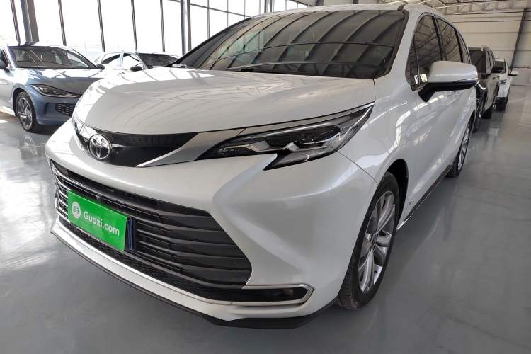 Used Toyota SIENNA 2024 2.5L Hybrid Prestige Deluxe Edition