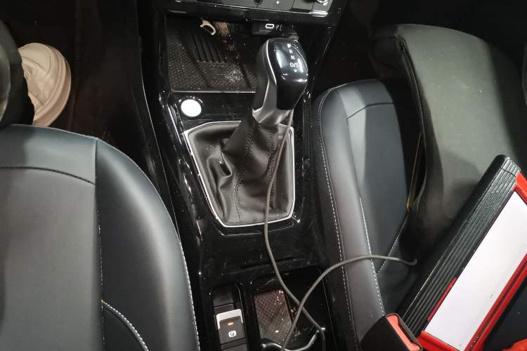 Used Volkswagen Tharu 2025 NewRui 300TSI Prestige Edition