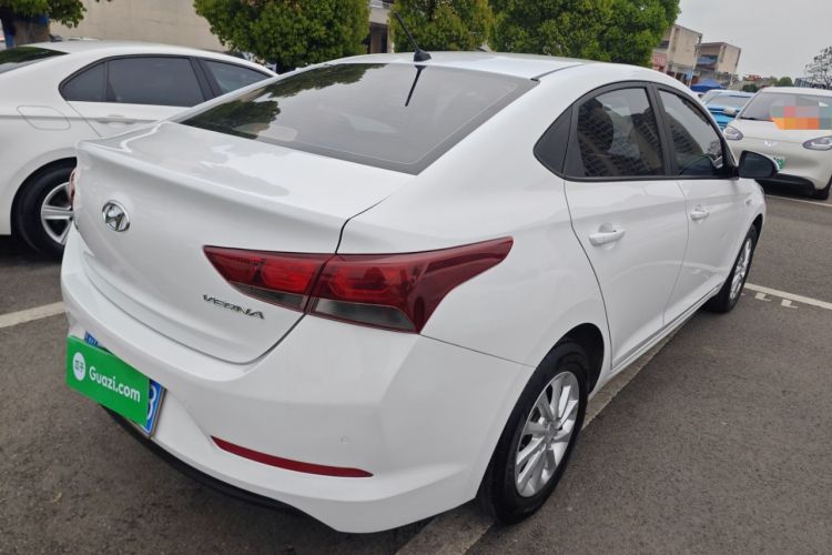 Used Hyundai Verna (new generation) 2016 1.4L Automatic Cool Edition GLS Rear Right 45 Deg