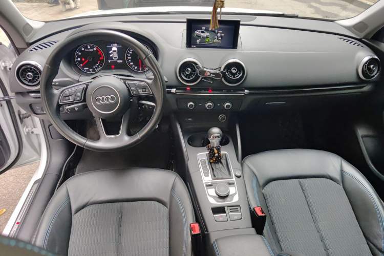 Used Audi A3 2019 Limousine 35 TFSI Fashion Edition China VI Emission Standard