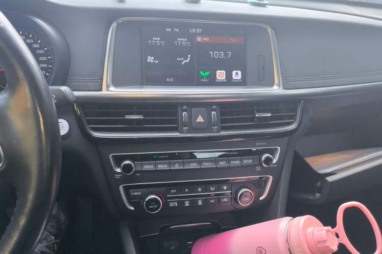 Used Kia K5 New Energy 2018 2.0L ZhiZun Edition
