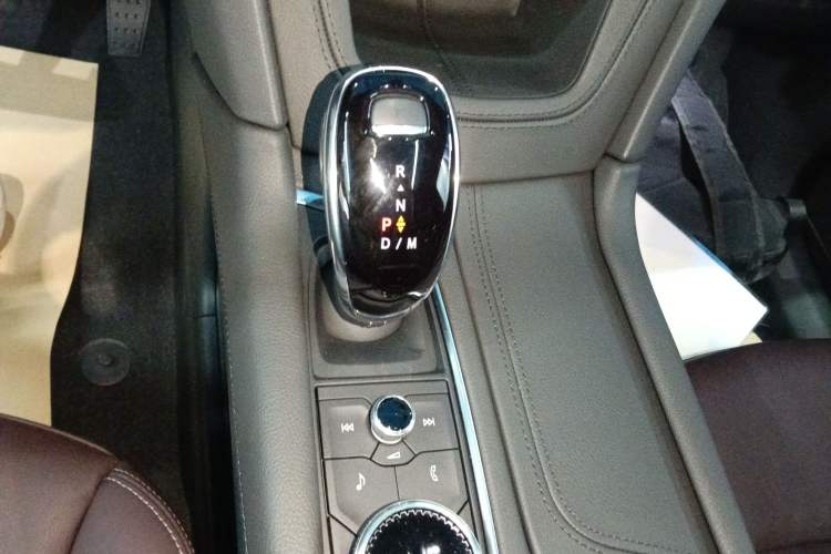 Used Cadillac XT6 2022 2.0T Six-Seater Two-Wheel-Drive Luxury Version