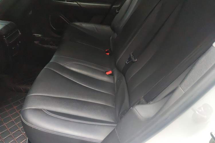 Used Geely Auto Emgrand GT 2018 1.5T MHEV Yaoxiang Edition