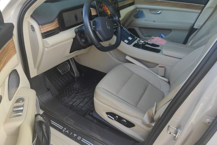 Used Hima AITO M5 2022 Pure Electric All-Wheel-Drive Performance Edition Driver Seat