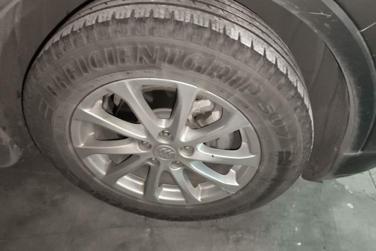 Used Buick Envision 2015 20T Two-Wheel-Drive Leading Model
