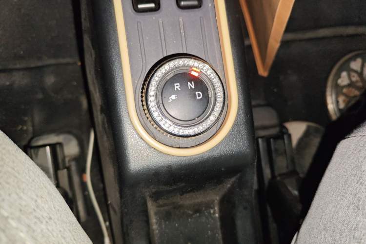 Used Wuling Hongguang MINIEV 2021 Macaron Premium Model – Lithium Iron Phosphate
