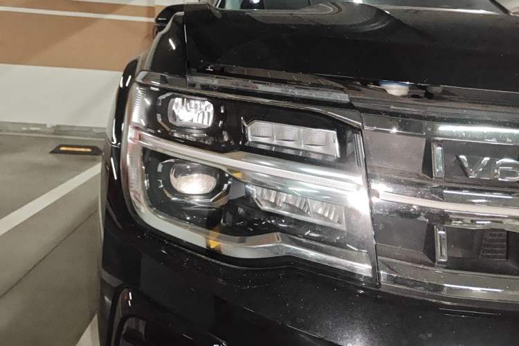 Used Volkswagen Teramont 2024 530 V6 All-Wheel Drive Prestige Luxury Edition