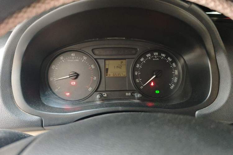 Used Skoda Fabia 2012 1.4L Automatic Crystal Edition Instrument Cluster