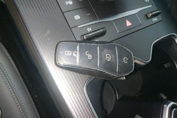 Used BYD Song L DM-i 2025 Intelligent Driving Version 160 km Beyond-Range Type