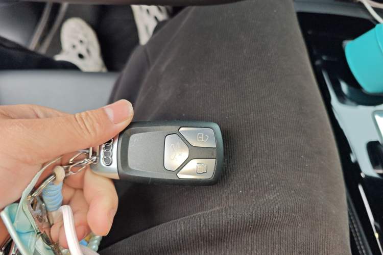 Used Audi Q5L 2024 40 TFSI Luxury Dynamic Edition Interior 1