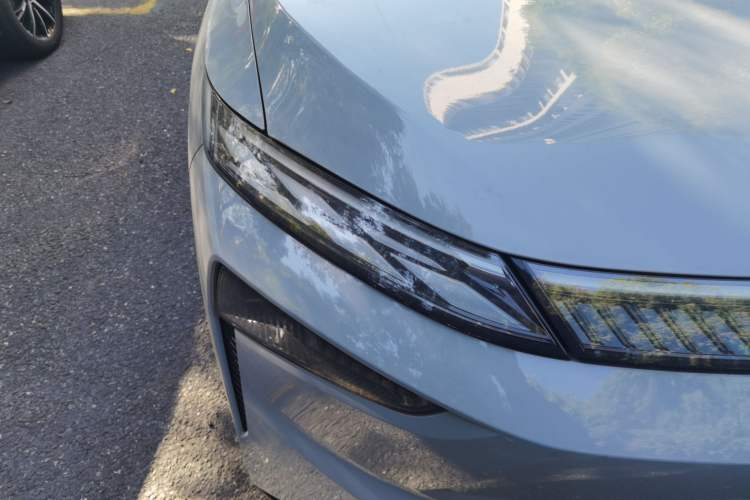 Used Venucia VX6 2025 Large Flat-Layout 520 Pro