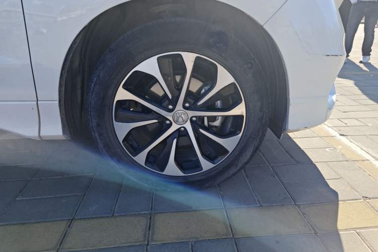 Used Honda Avancier 2017 240TURBO Two-Wheel Drive Premium Edition
