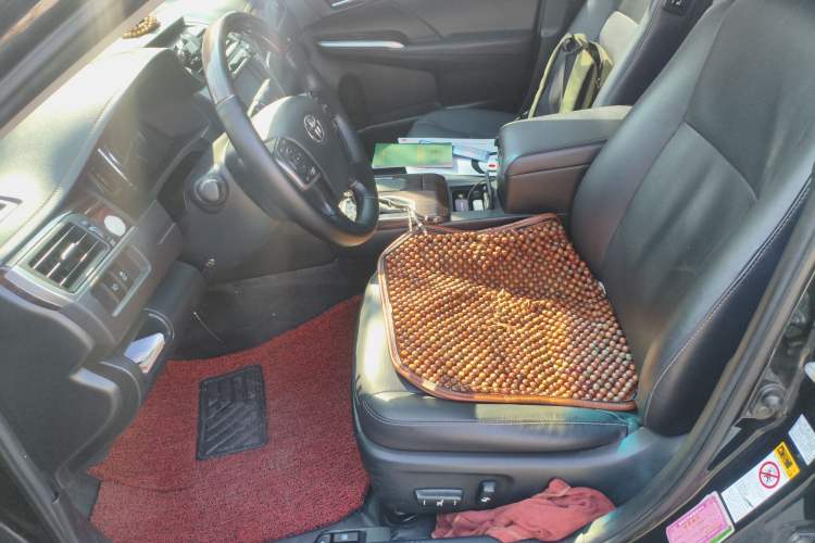 Used Toyota Camry 2016 Dual-Engine 2.5 HG 10th Anniversary Deluxe Navigation Edition