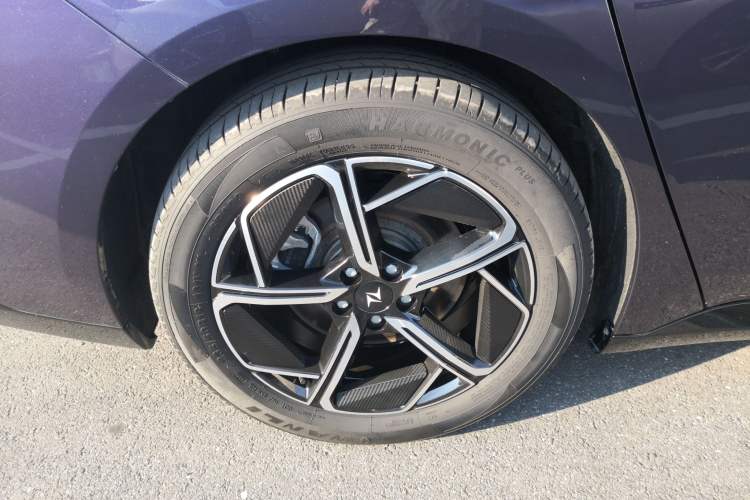 Used Dongfeng eπ eπ007 2024 Range-Extended 200 Air Edition