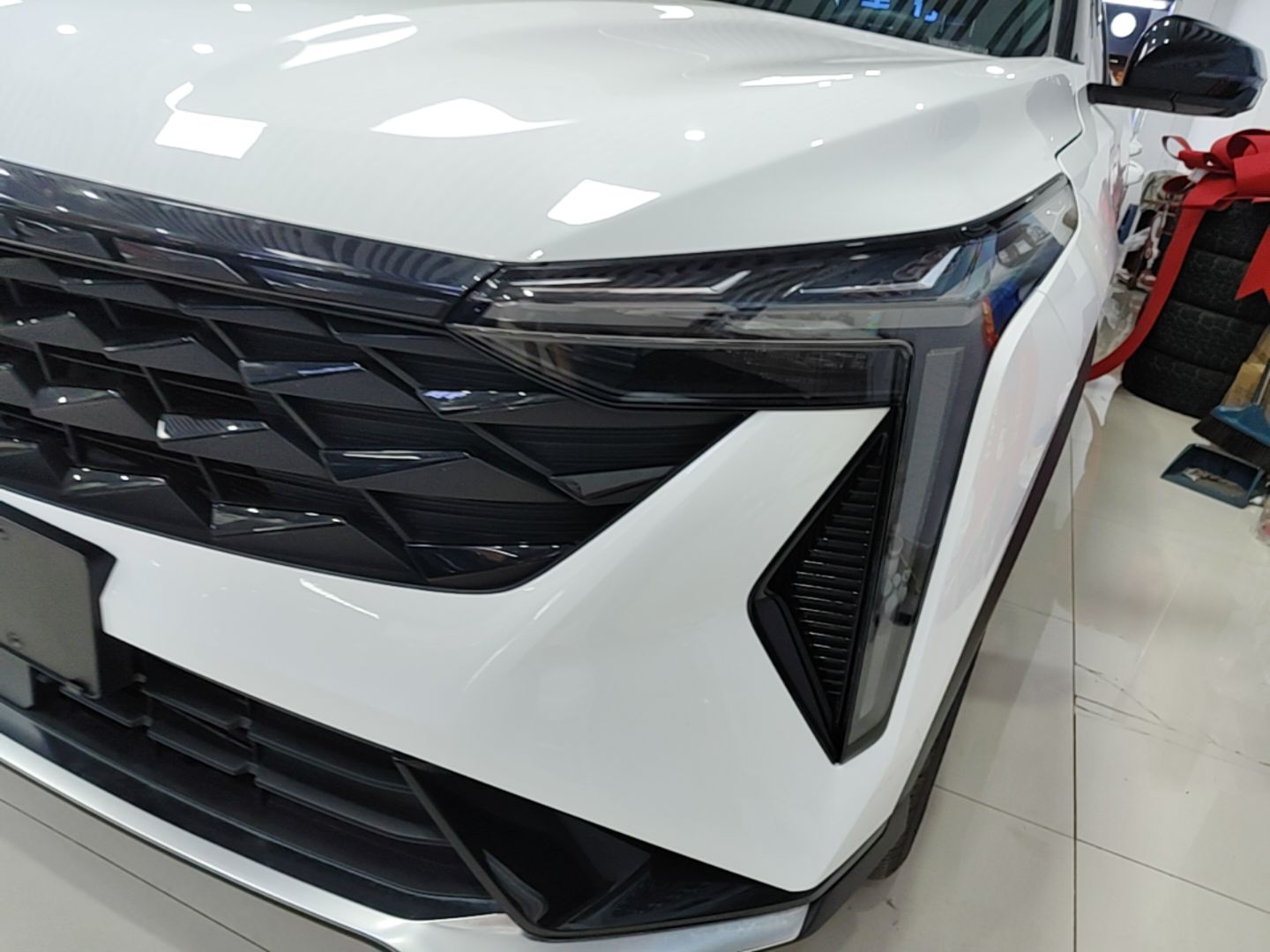 Geely Auto Emgrand X7 Sport 2024 1.5TD Smart Connect+ — снимка 8