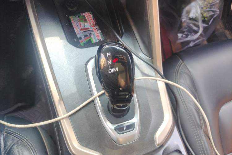 Used Haval H6 2020 1.5 GDIT Automatic Platinum Champion Edition Gear Lever