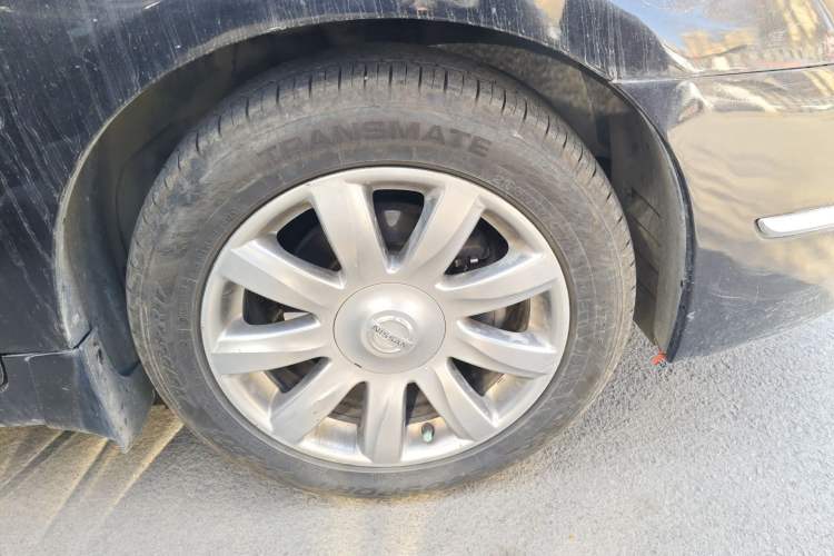 Used Nissan Teana 2009 Duke 2.5L XV VIP Deluxe Edition Right Front Wheel Hub