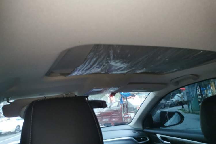 Used Landian E5 2024 Honor Edition 100KM Deluxe 7-Seater Headliner