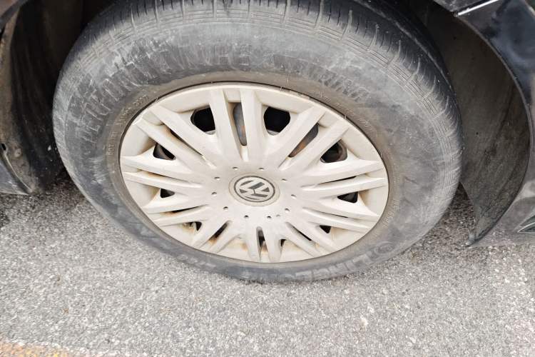 Used Volkswagen Lavida 2013 Classic 1.6L Manual Fashion Edition
