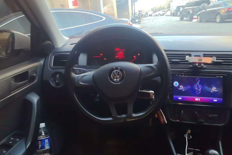 Used Volkswagen Santana 2019 1.5L Manual Fashion Edition China VI Standard Steering Wheel