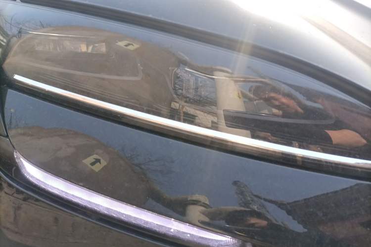 Used BYD Seal 2022 550 km Standard Range Rear-Wheel Drive Prestige Version Right Front Headlight