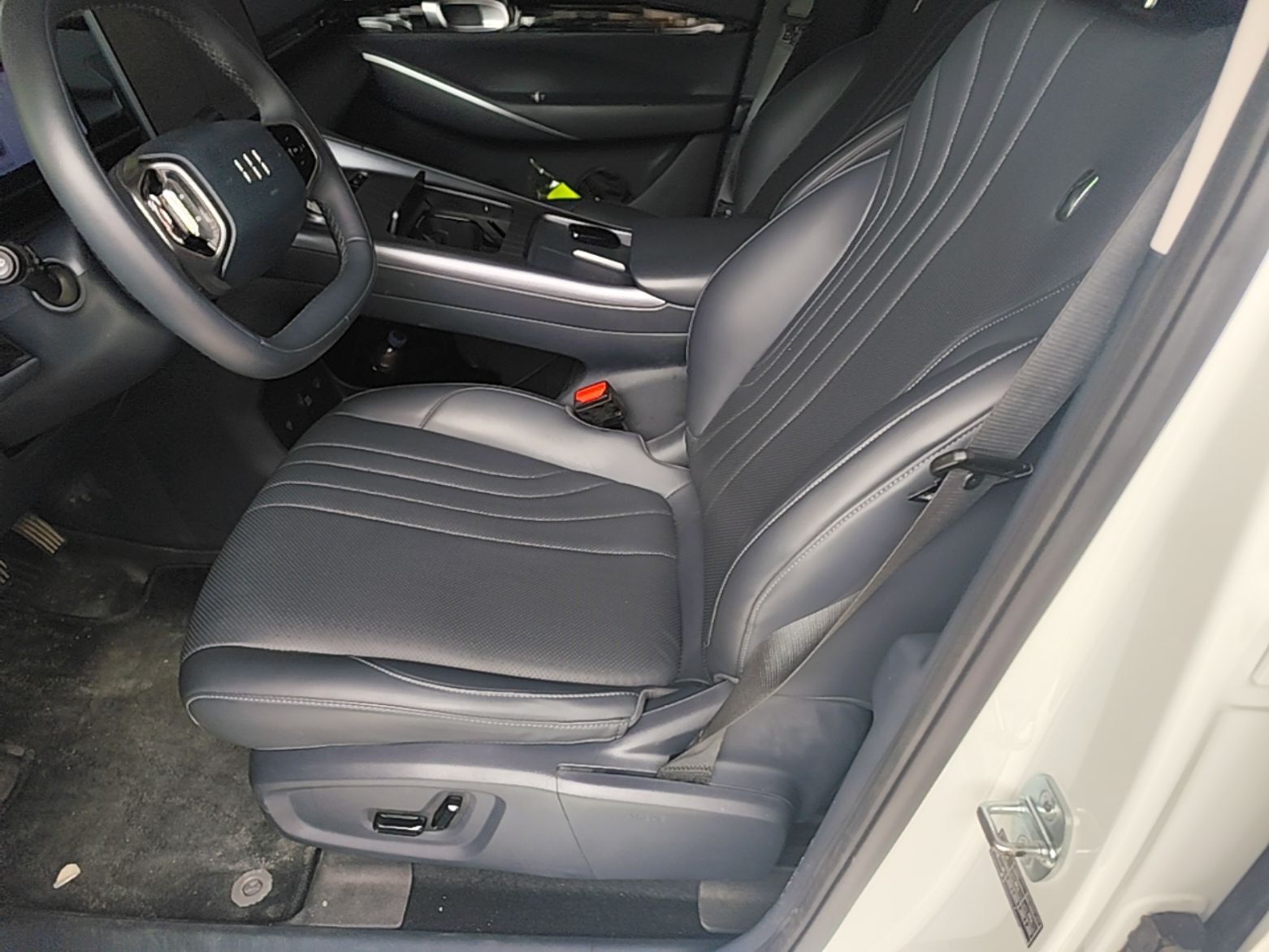 Geely Galaxy E5 2024 530 km Exploration+ Version — снимка 17