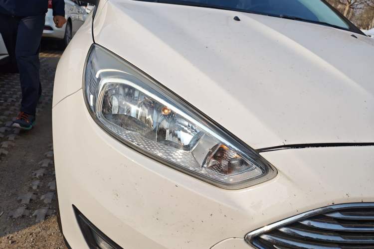 Used Ford Focus 2015 Hatchback 1.6L Manual Comfort Edition