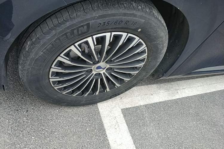 Used Denza D9 2022 DM-i 970 Four-Wheel Drive Prestige Model