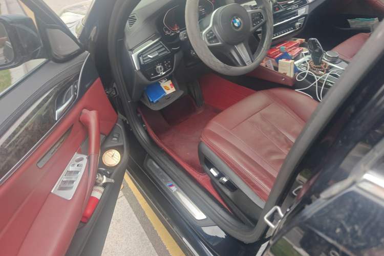 Used BMW 5 Series 2020 530Li Luxury Edition M Sport Package Interior 3