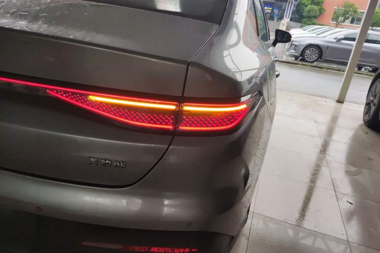 Used BYD Seal 05 DM-i 2026 DM-i 128KM Luxury Edition Right Rear Taillight