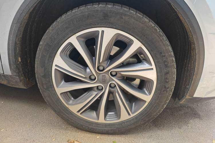 Used Geely Auto Jiajie 2019 1.5TD MHEV DCT Luxury Edition Right Front Wheel Hub