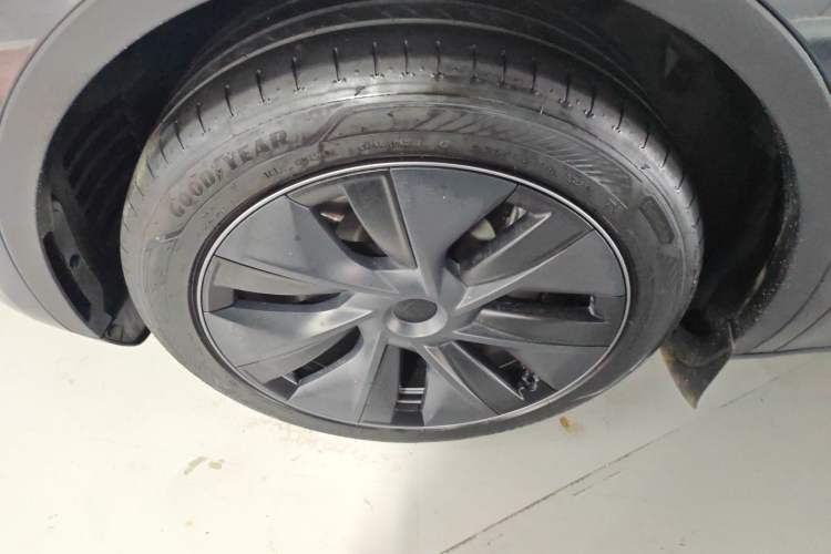 Used Tesla Model Y 2024 Rear-Wheel-Drive Version