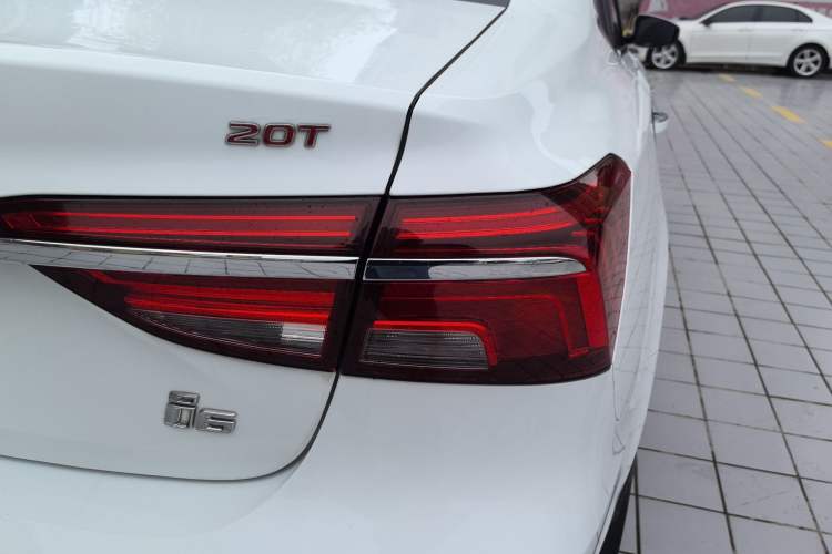 Used Roewe i6 2018 20T Automatic Flagship Edition