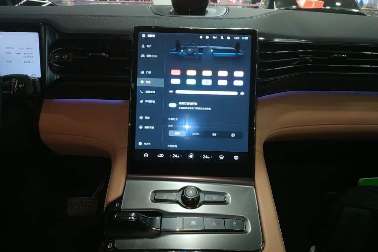 Used Nio ES6 2022 75 kWh Performance Version
