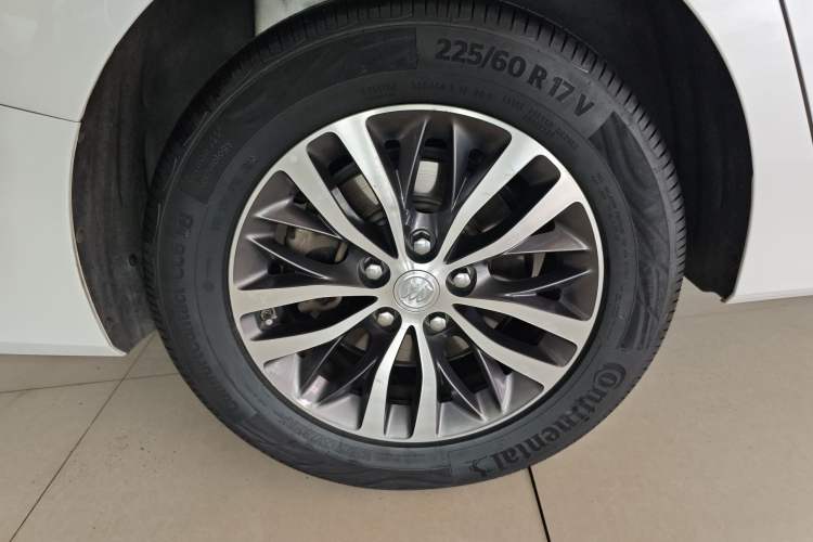 Used Buick GL8 2021 ES Land Cruiser 653T Luxury Edition