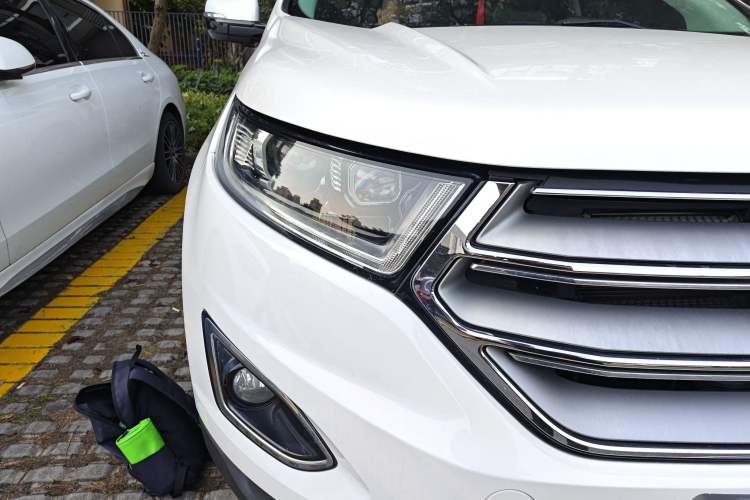 Used Ford Edge 2018 EcoBoost 245 Two-Wheel-Drive Titanium 7-Seater China V Standard