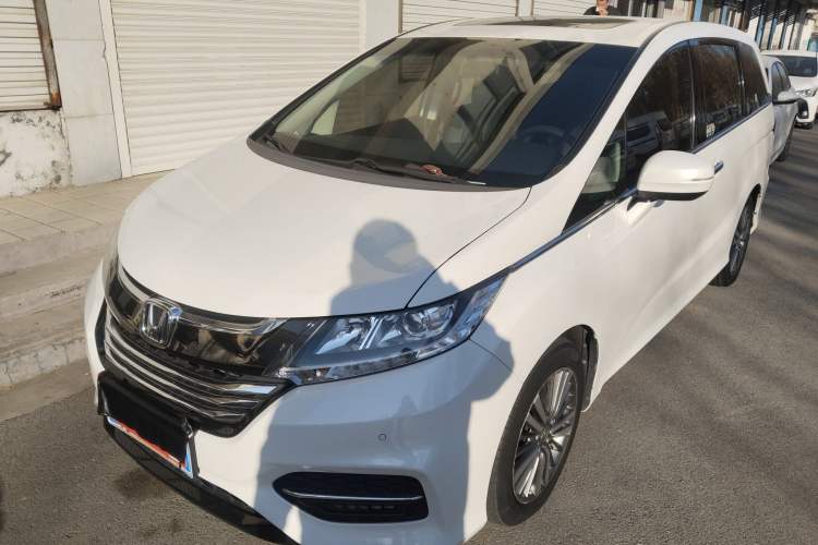 Used Honda Odyssey 2018 2.4L Luxury Edition