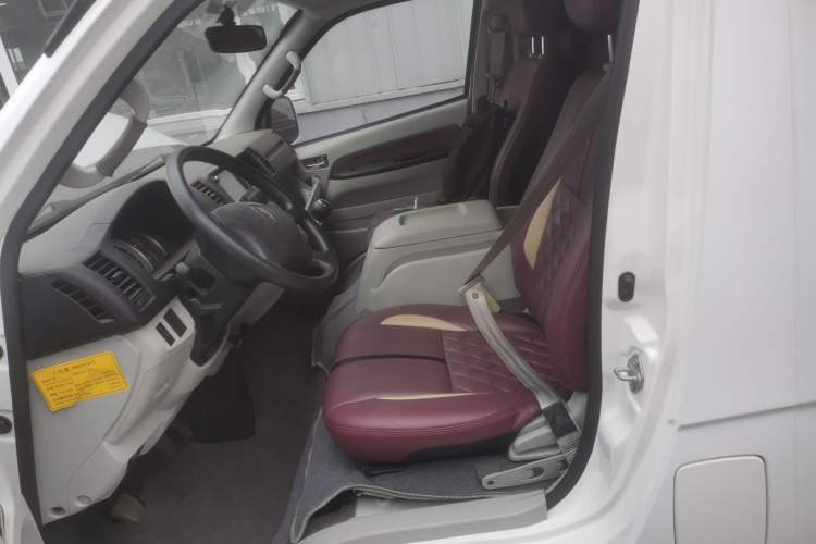 Used Jinbei Hiace 2018 2.4L Dashishi L Manual 14-Seater Luxury Version 4RB2