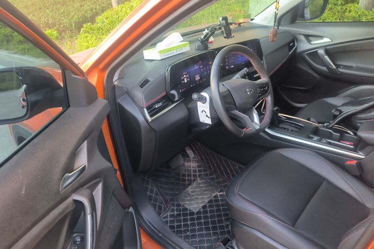 Used Chevrolet Trax 2022 Encore RS 1.5T CVT Cool Driver Seat