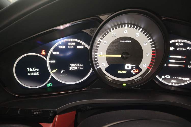 Used Porsche Cayenne E-Hybrid 2023 Cayenne E-Hybrid 2.0T Platinum Edition

