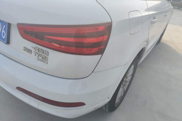 Used Audi Q3 2015 35 TFSI quattro Comfort model